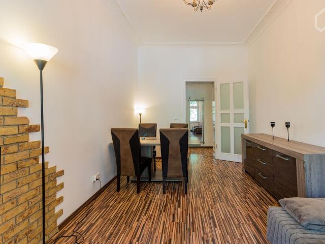 Cozy flat near Schlossstrasse shopping street in Steglitz, Berlin Amsterdam Apartments for Rent