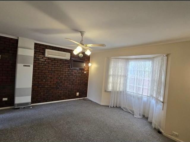 Cozy Four Bedroom Home in Salisbury Downs