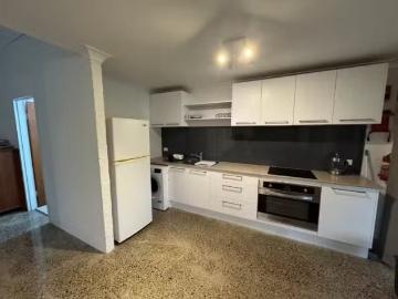 Cheap HAT HEAD Apartment for rent Listed by Property Now of P.