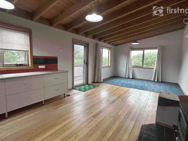 Cozy Home for Rent at 26 McNeill Street, Mole Creek – Ideal country living!