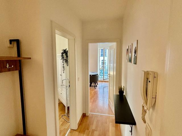 Cozy home in Dresden, Dresden Amsterdam Apartments for Rent