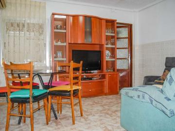 Cozy house for rent in Torrente