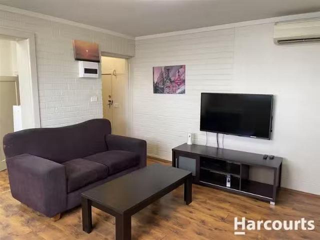 Deal! Level 2/1/ 142 Baillie Street, HORSHAM, VIC 3400 Unit.