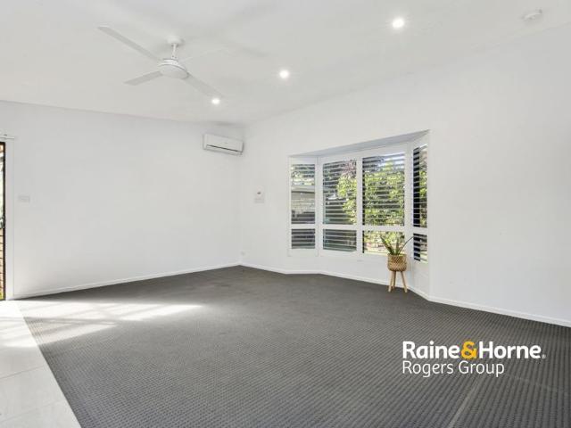 Cozy & Low Maintenance One Bedroom Home!