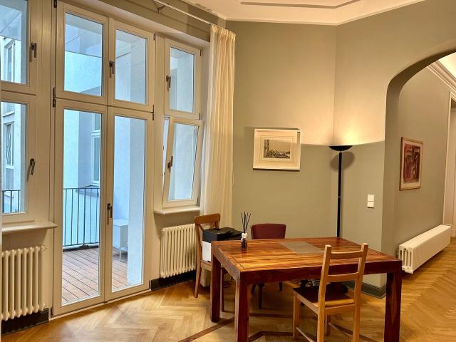 Cozy, lovely suite located at Olivaer Platz, Berlin Amsterdam Apartments for Rent