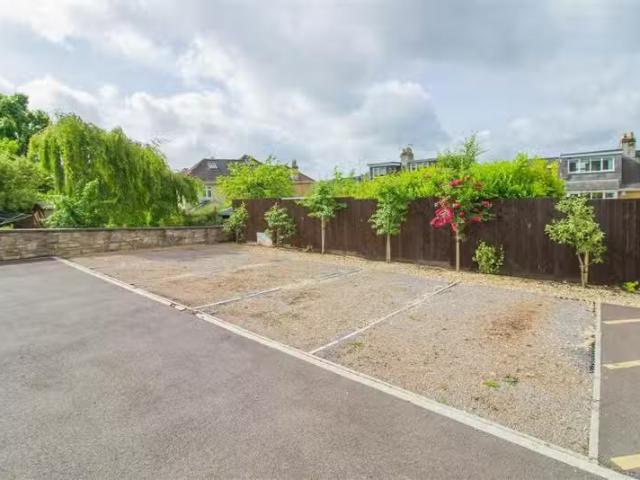 Just in! Parking for rent in Parking Spaces, Newbridge Hill, B.