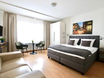 Cozy studio near Friesenplatz