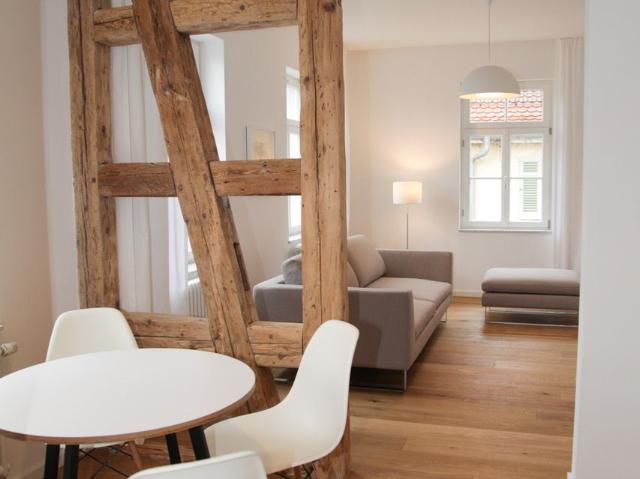 Cozy & quiet apartment in Stuttgart, Stuttgart Amsterdam Apartments for Rent