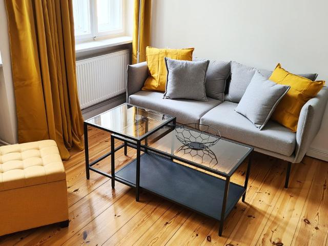 Cozy & quiet backyard apartment in Prenzlauer Berg, Berlin Amsterdam Apartments for Rent