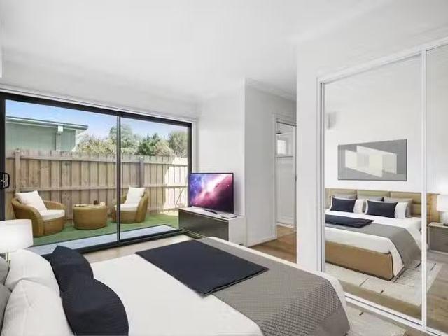 New ROOM 4/23 Blackwood Parade, Heidelberg West, VIC 3081