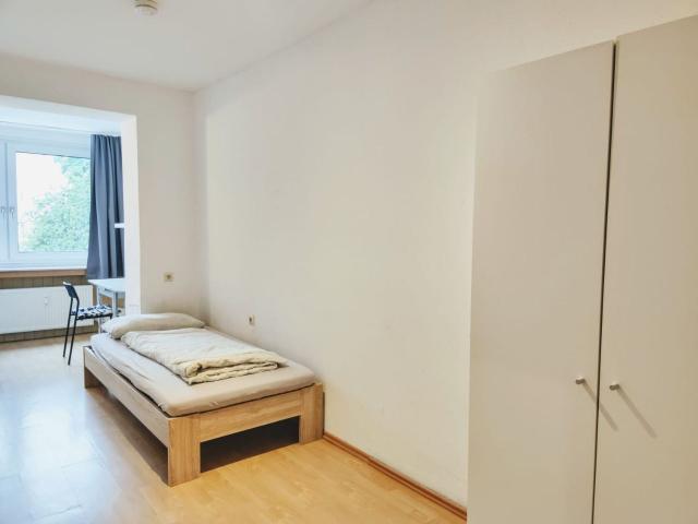 Cozy room in a student flatshare, Dortmund Amsterdam Apartments for Rent
