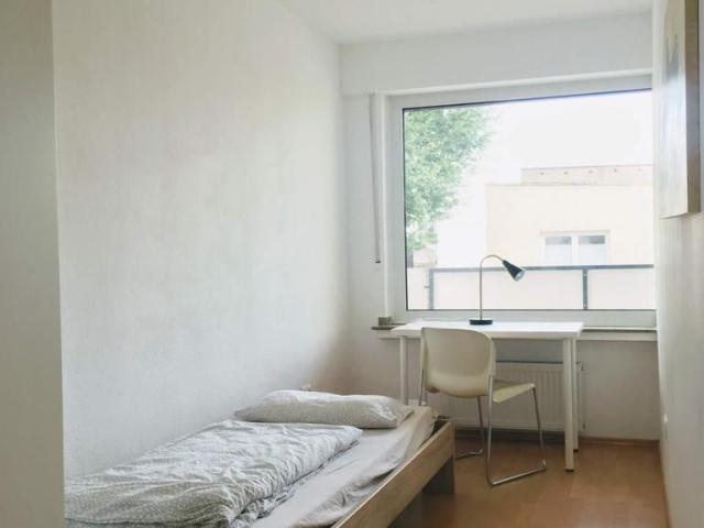 Cozy room in a student flatshare, Dortmund Amsterdam Apartments for Rent