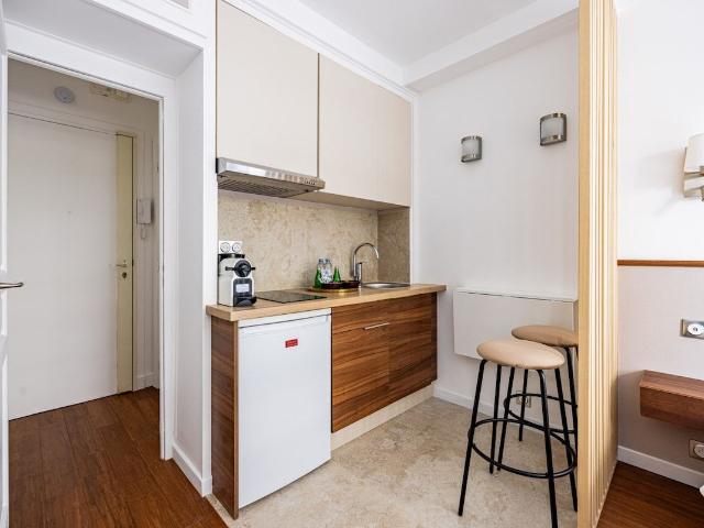 Cozy Studio with AC near the Eiffel Tower