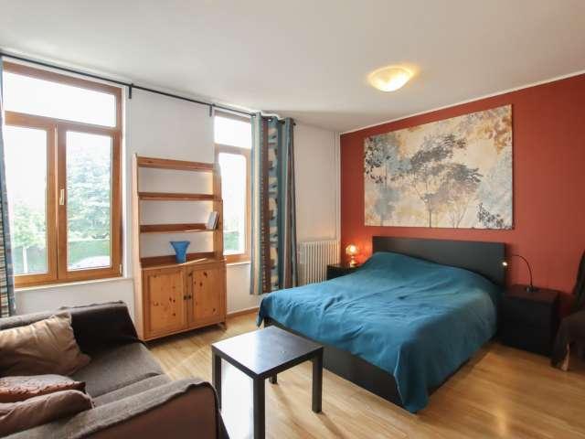 Cozy studio apartment for rent in Laeken, Brussels