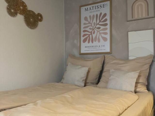 Cozy Studio in Düsseldorf City Center