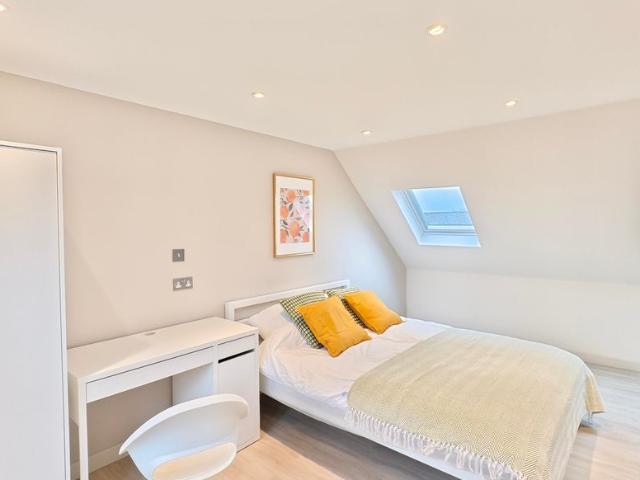 Cozy Studio in Strarford