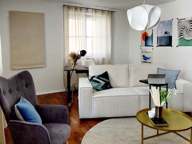 Cozy stuStilvolle Altstadtwohnung im Zentrum von Ingolstadt – 65 m² mit Balkondio located in Ingolstadt, Ingolstadt Amsterdam Apartments for Rent