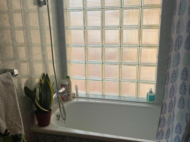 Cozy Single Bedroom close to Montbau metro