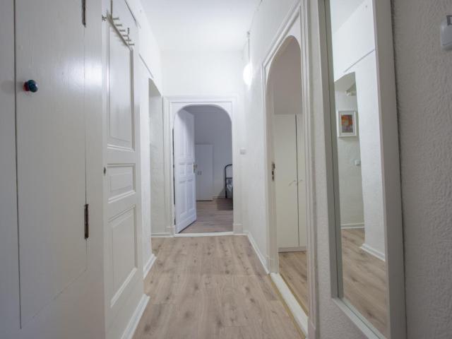 Cozy single bedroom in a 4 bedroom apartment in Spandau