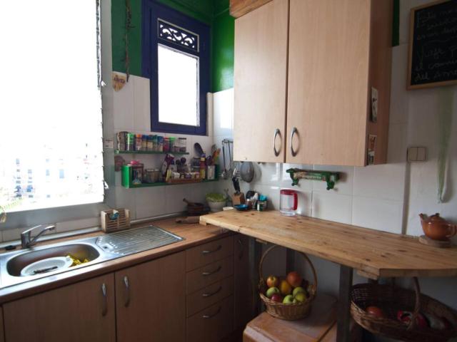 Cozy single bedroom in bright apartment close to Parc de l'Estació del Nord