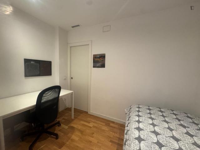 Cozy single bedroom in the Sarrià Sant Gervasi area
