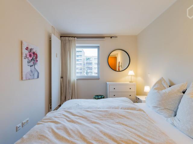 Cozy small apartment in the heart of Berlin Charlottenburg, Berlin Amsterdam Apartments for Rent