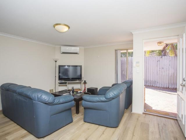 Cozy Three Bedroom Unit!