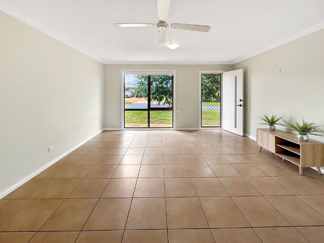 Cozy & Tidy 3 Bedroom Home with a Shed