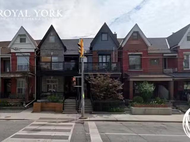 For Rent! Unit 1 1 539 Ossington Avenue, Toronto, Ontario M6G.