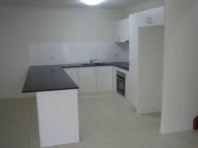Cozy UNIT 3/1 Freestone Drive, Upper Coomera, QLD 4209