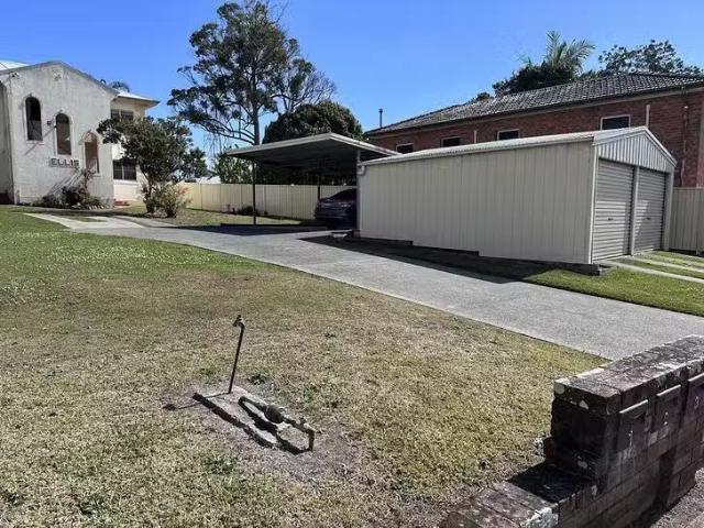Unique UNIT 4/14 Memorial Avenue, Kempsey, NSW 2440