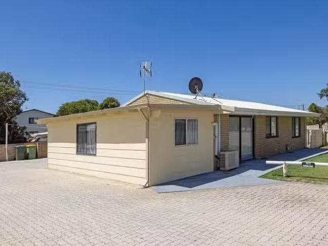 Unique UNIT 7/2 Casuarina Crescent, Jurien Bay, WA 6516