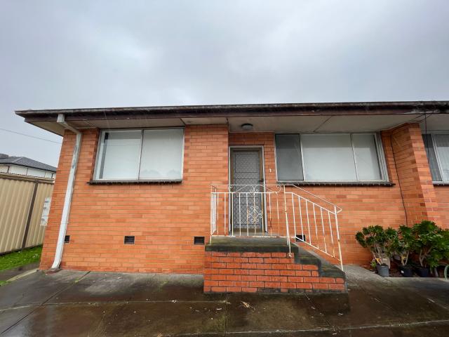 Cozy Unit in Central Location