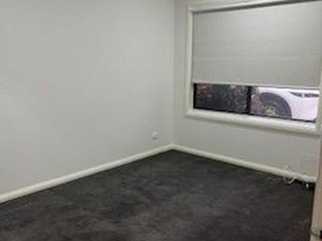 Cozy unit in a great location!