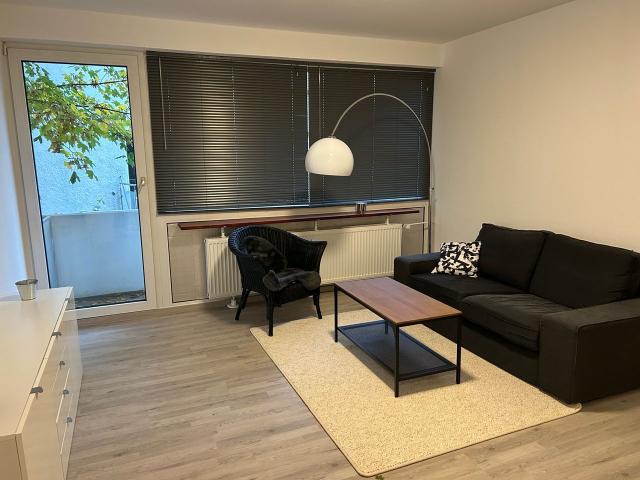 Cozy, well connected 2 room + balcony near Gete, Bremen Amsterdam Apartments for Rent