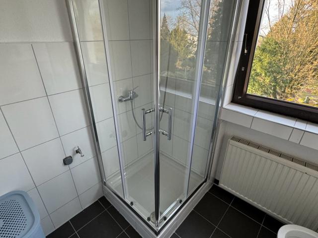 Cozy worker apartment with balcony – 2 rooms, 4 beds, kitchen & Wi Fi