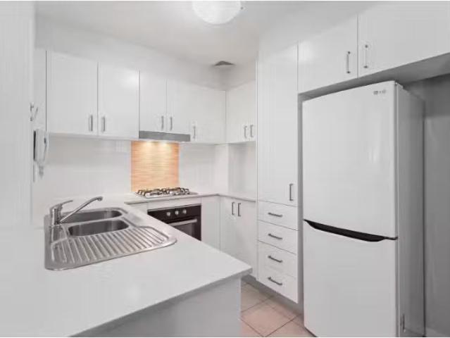 Nice 14/4 Darcy Road, Westmead Apartment for rent Listed by B.
