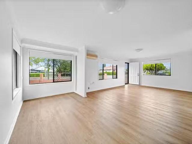Just in! 1/45 Drayton Road, Harristown, QLD 4350