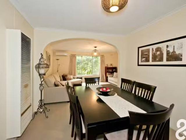 Deal! 1/466 Upper Heidelberg Road, Heidelberg VIC 3084