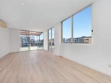 Cheap 146/97 Bonar Street, WOLLI CREEK Apartment for rent Lis.