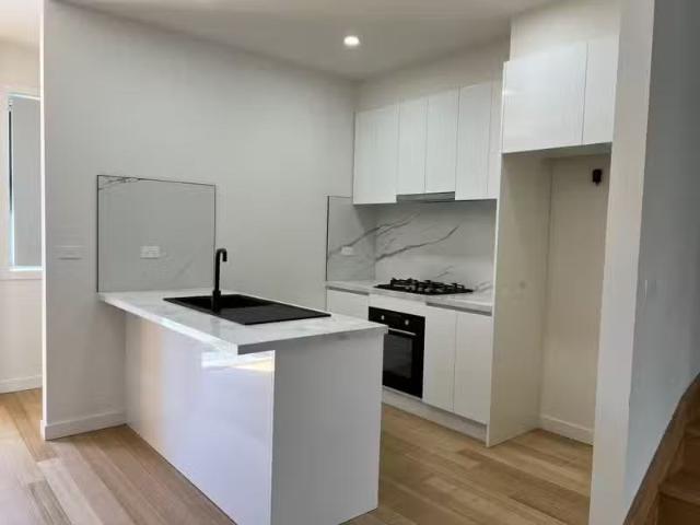 Just in! 14 Fittis Street, Newport VIC 3015