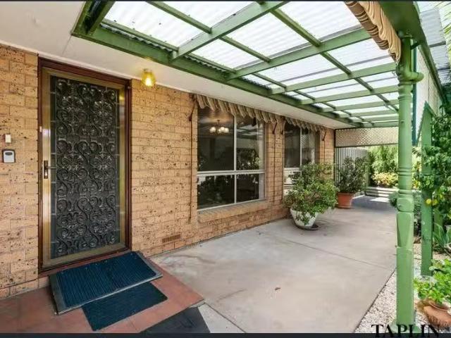 Nice 14 Rosemary Terrace, Morphett Vale SA 5162