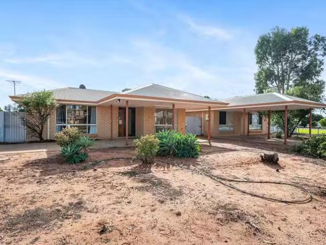 Nice 14A Rainsford Loop, Boulder, WA 6432