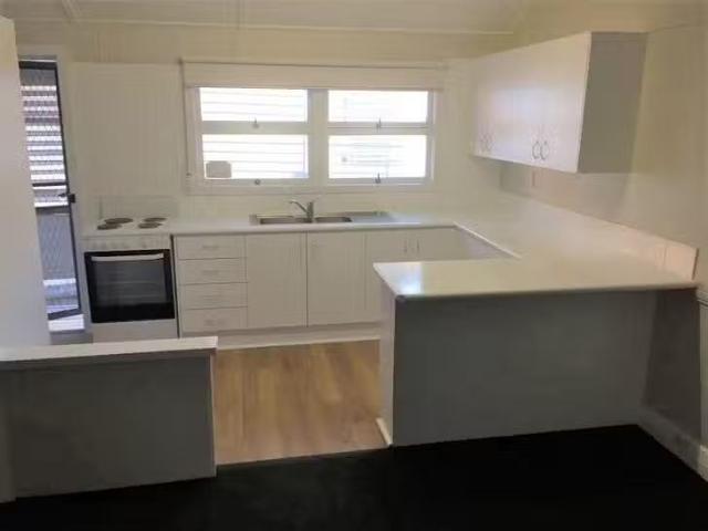 Cheap 1/51 Ridge Street, Greenslopes, QLD 4120
