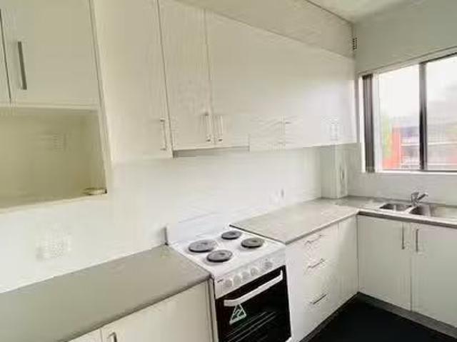 Just in! 15/25 27 Robertson Street, Kogarah, NSW 2217