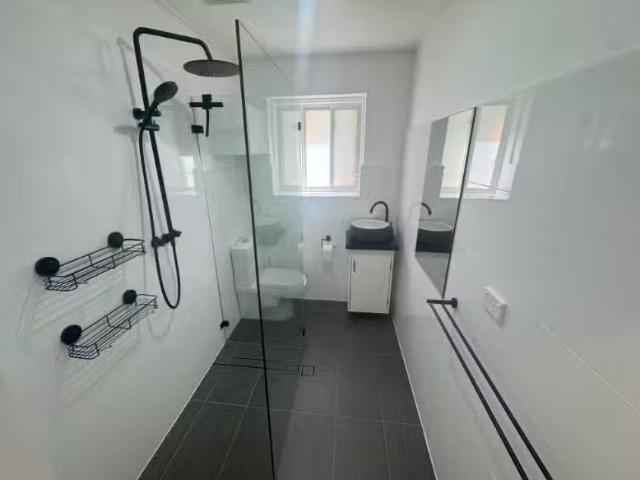 For Rent! 1/58 Mc Kenzie Avenue, WOLLONGONG Apartment for rent.
