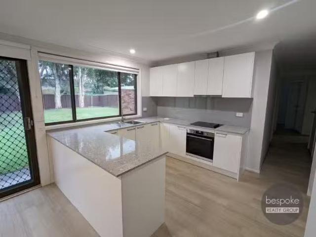Charming 15 Mc Auley Crescent, Emu Plains House for rent List.