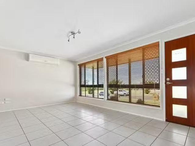 Nice 15 Montana Street, Wilsonton Heights, QLD 4350