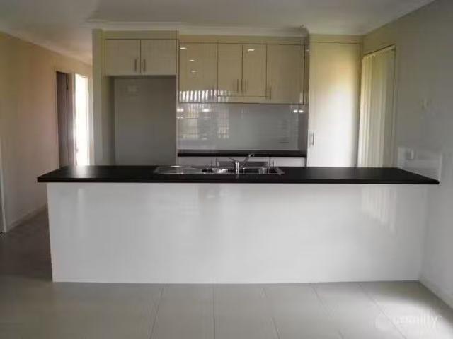 Unique 15 Aniseed Crescent, Griffin, QLD 4503
