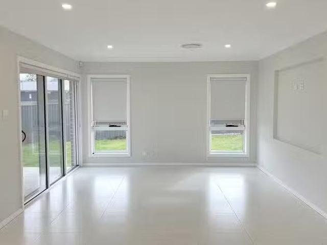 Nice 15 Bushel Street, Armidale, NSW 2350